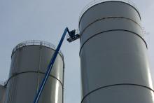 Silo Services Ltd refurbishing silos
